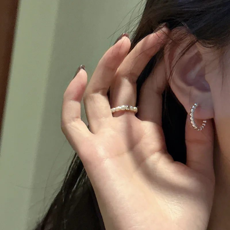 DAIIIBABYYY  -  Simple Silver Color Round Bead Heart-Shaped Circular Ear Buckle Fashion Small Versatile Earrings Women's Jewelry