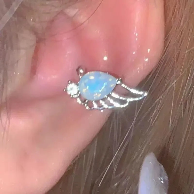 DAIIIBABYYY  -  Crystal Wing Clip Earrings for Women Without Pierced Ears Luxurious Exquisite Sweet Romantic Elegant Temperament Jewelry Gift