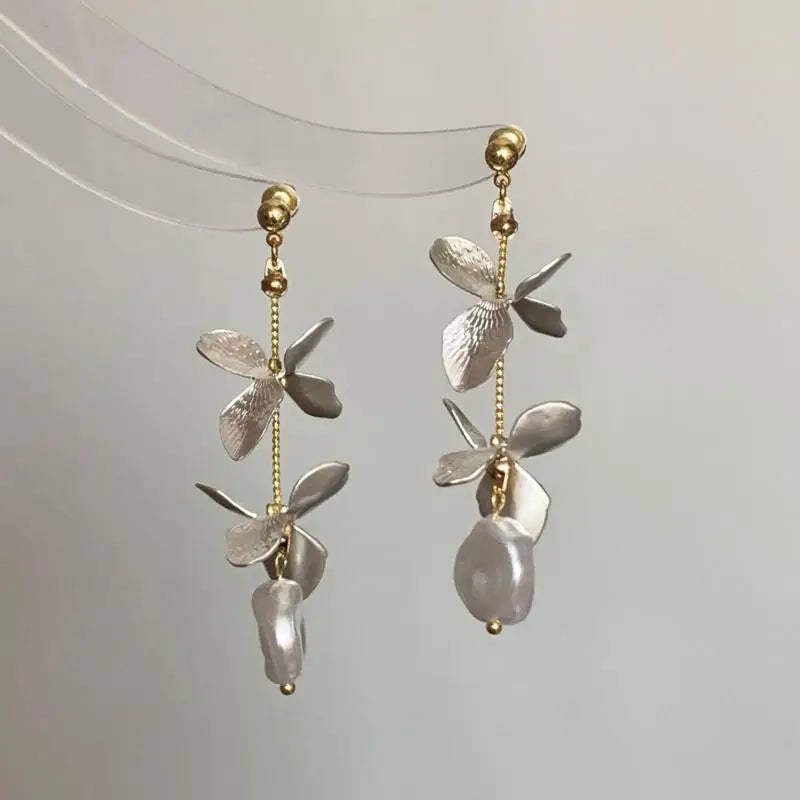 DAIIIBABYYY  -  New Arrival French Retro Niche Design Flower Pearl Dangle Earrings For Women Fashion Elegant Geometry Jewelry Party Gifts