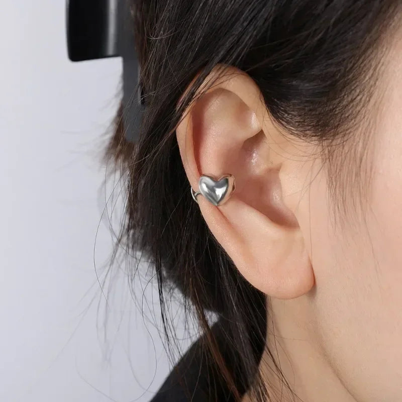 DAIIIBABYYY  -  Punk Silver Metal Heart Ear Cuff Clips Fake Piercing Earrings for Women Fashion Stainless Steel Earring Jewelry Gifts