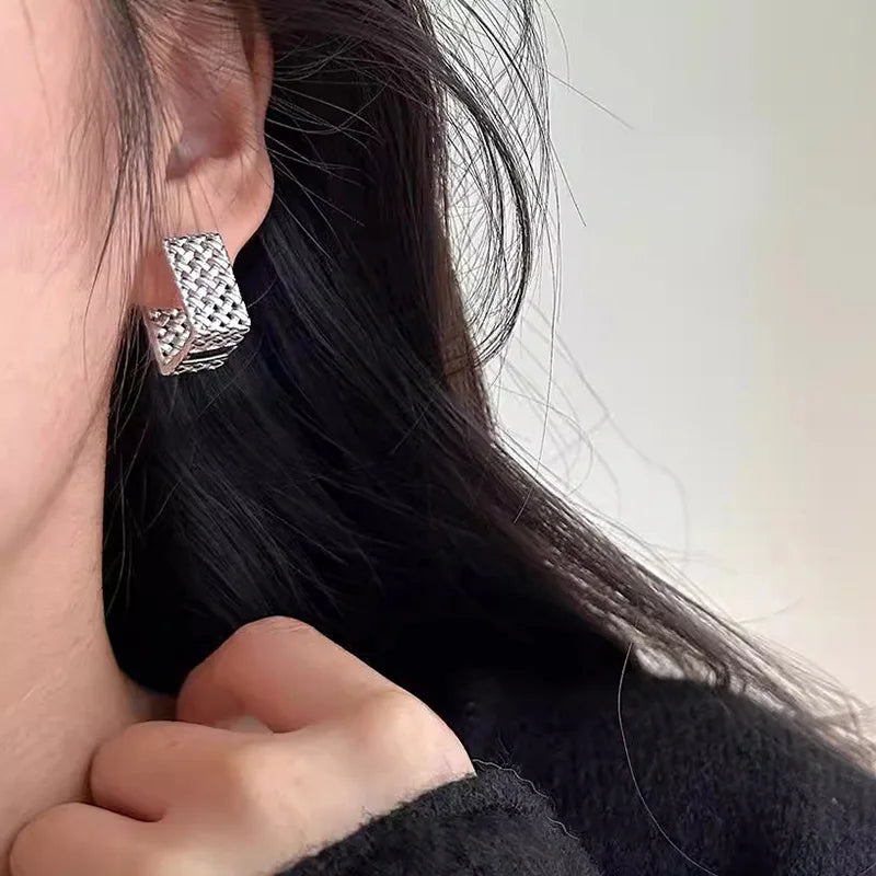 DAIIIBABYYY  -  Hollow Geometric Hoop Earrings For Women Couples Heavy Industry Simple Personality Hip Hop Prevent Allergy Party Jewelry