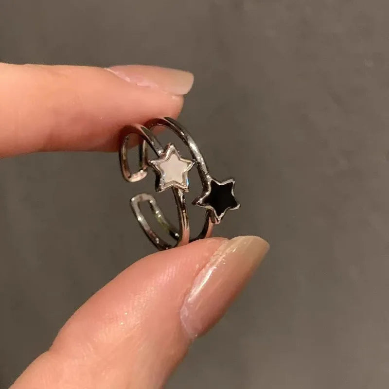 Daiiibabyyy 2024 Metal Cross Opening Index Finger Rings Y2k Accessories Five Pointed Star Rings Open Adjustable Star Rings Star Ring
