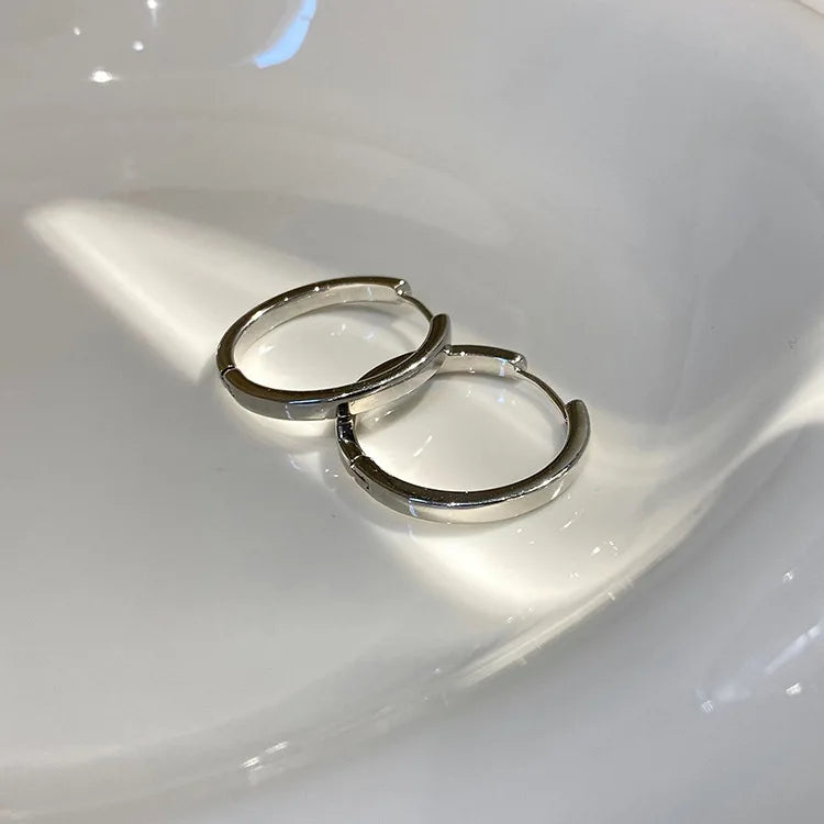 DAIIIBABYYY  -  New Fashion Classics Simple Round Hoop Earrings for Women Circle Girls Shiny Delicate Party Womens Jewelry New Arrival