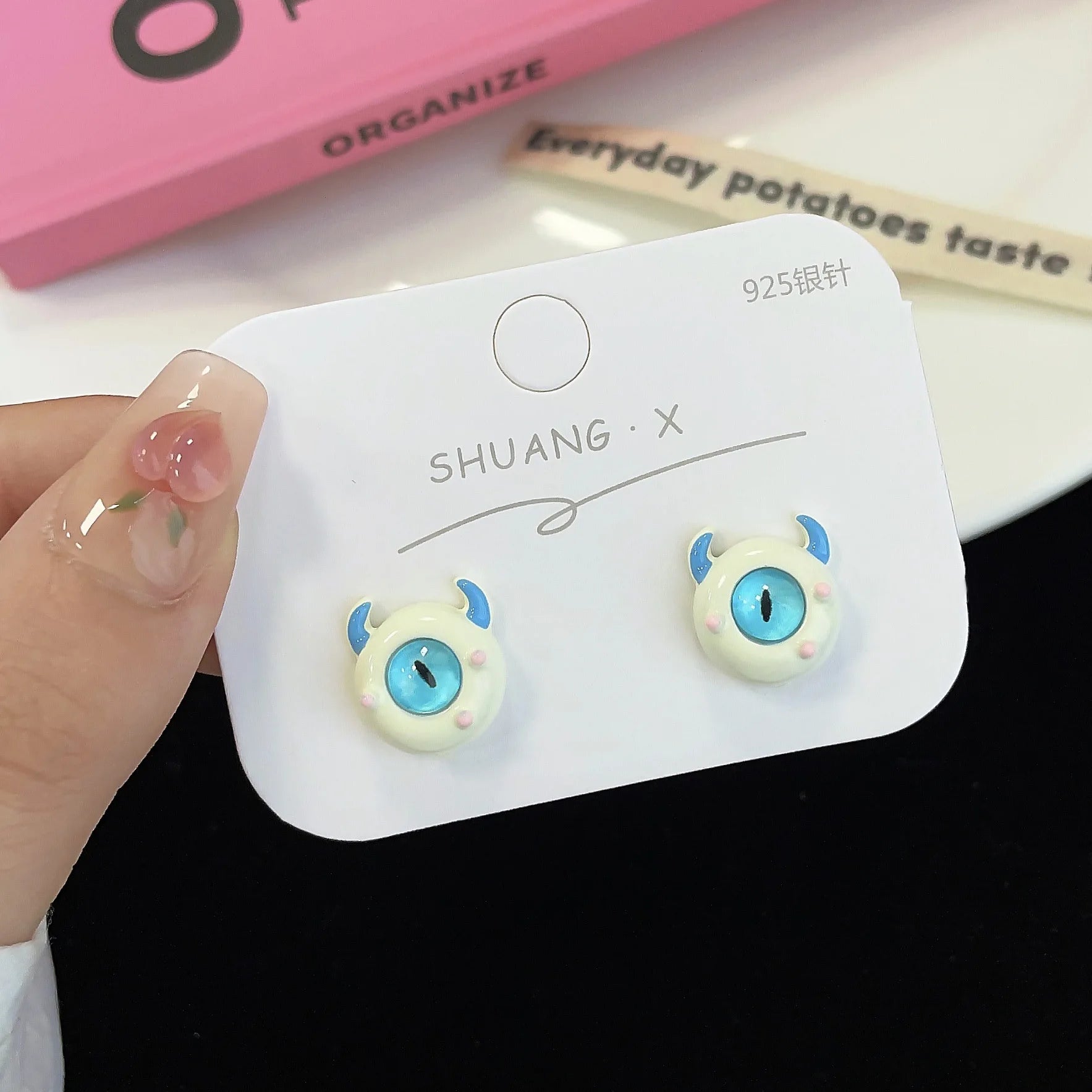 DAIIIBABYYY  -  Cute Green Blue Evil Monster Eyes Stud Earrings Women Kids Halloween Animal Rabbit Big Eyes Goth Cross Earring Jewelry