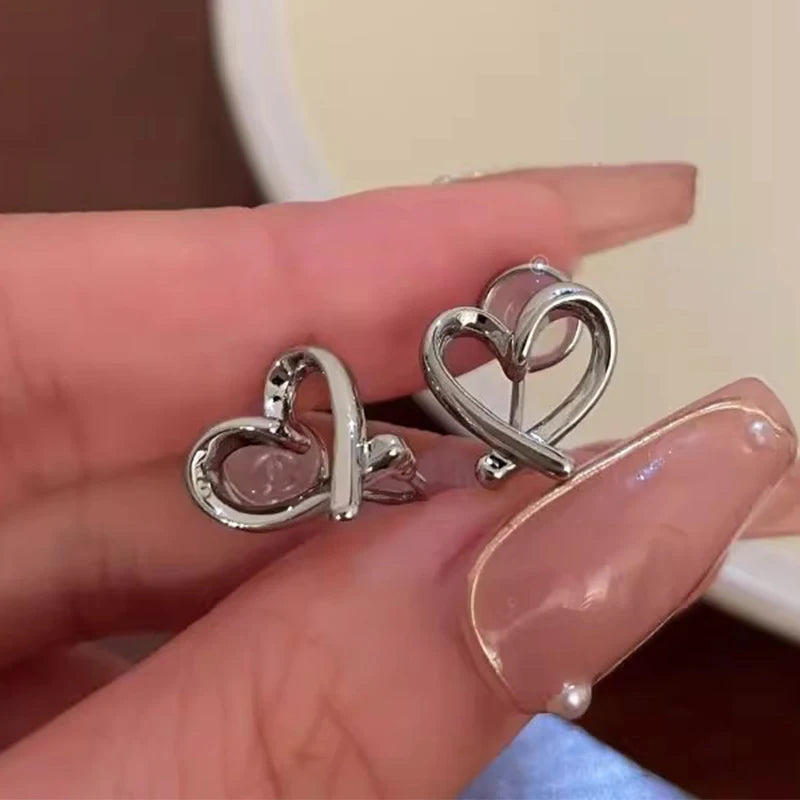 DAIIIBABYYY  -  Fashion Irregular Heart Ear Clips Women Silicone Earring Without Piercing Fashion Girls Banquet Heart Ear Clip Earrings Jewelry