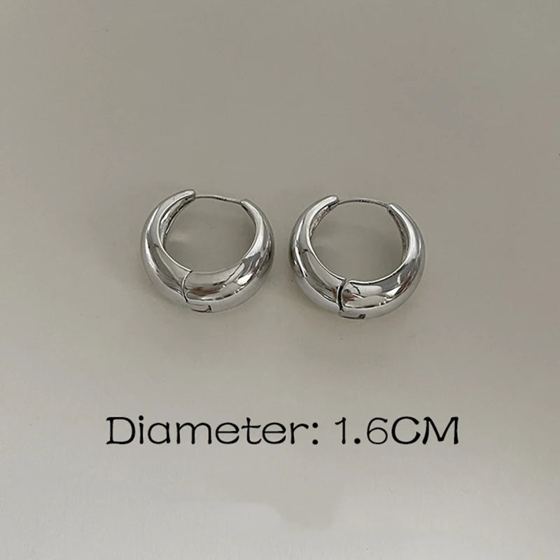 Daiiibabyyy  New Design Round Metal Hoop Earrings Simple Stylish Thick Brass Hollow Circle Earring Ear Buckle Minimalist Trend Daily Earrings