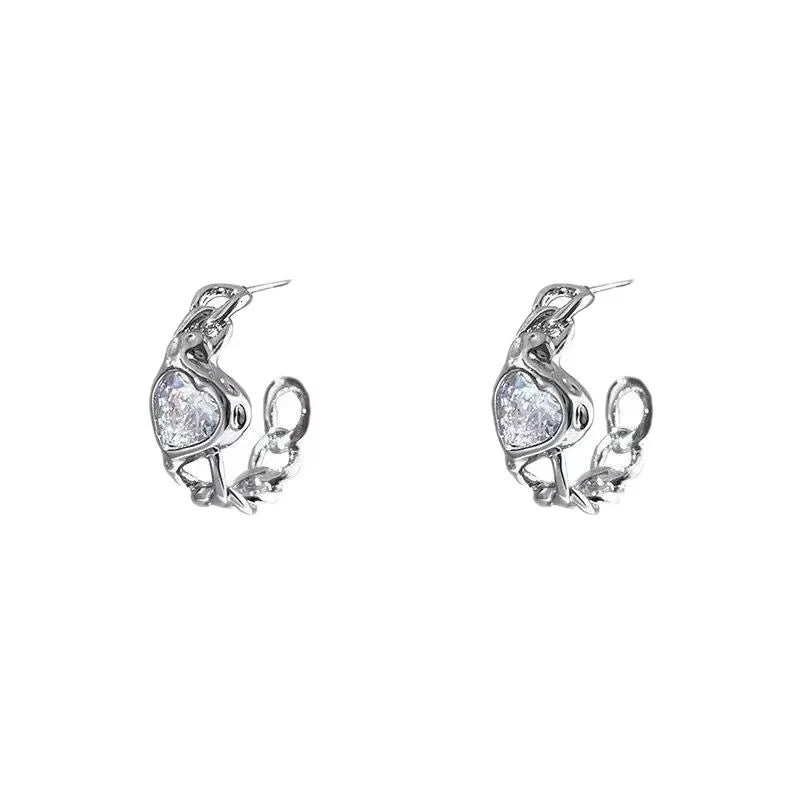 DAIIIBABYYY  -  New Light Luxury Earrings Female Heart Chain Design Unique Temperament Earrings Niche High-End Feeling Sweet Romantic Banquet