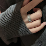 Daiiibabyyy  Retro Crystal Eight-Pointed Star Open Ring for Women Luxury Exquisite Elegant Adjustable Rings Daily Versatile Jewelry New 2025