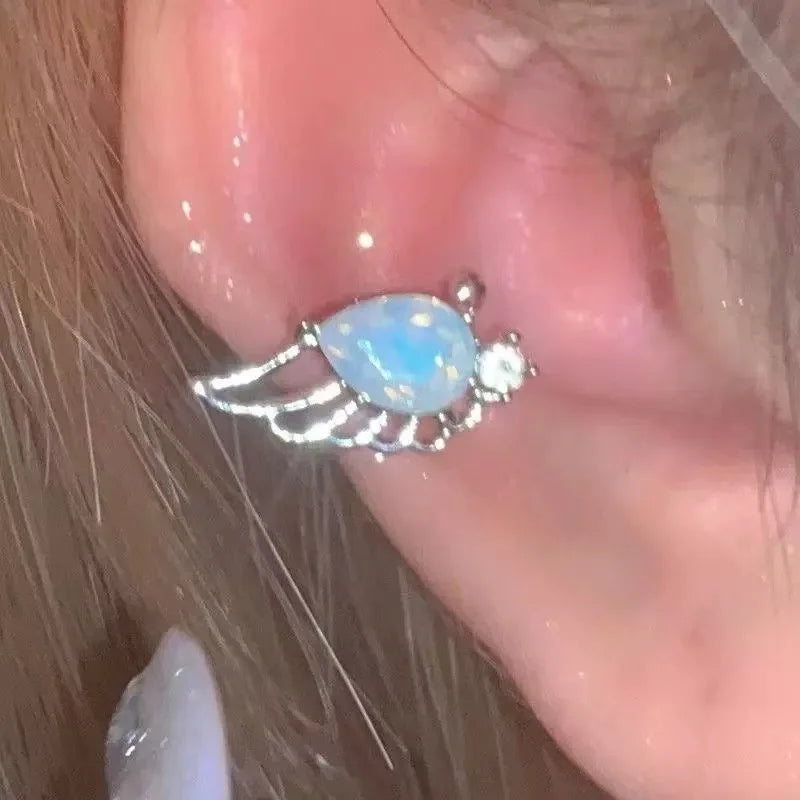 DAIIIBABYYY  -  Crystal Wing Clip Earrings for Women Without Pierced Ears Luxurious Exquisite Sweet Romantic Elegant Temperament Jewelry Gift