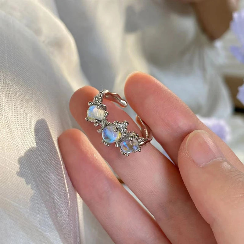 Daiiibabyyy Opal Irregular Natural Stone Ring With White Opal Aesthetic Egirl Hollow Rings for Women Y2K Trendy Ring Creative Finger Jewelry