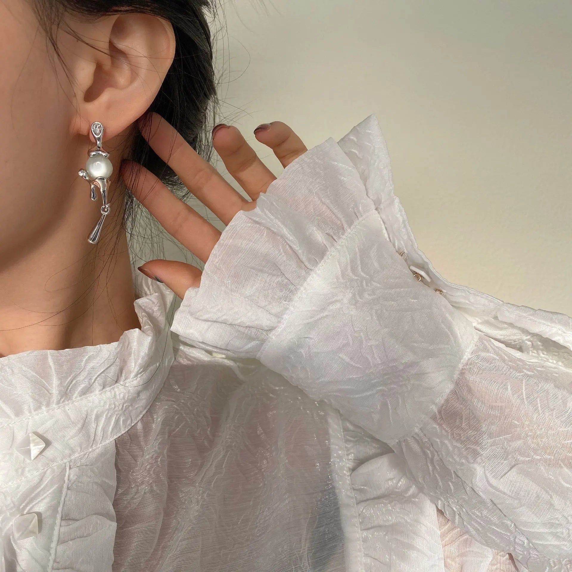 DAIIIBABYYY  -  Irregular Metal Crystal Drop Earrings For Women Unique Design Personality Water Drop Opal Earrings Fashion Jewelry