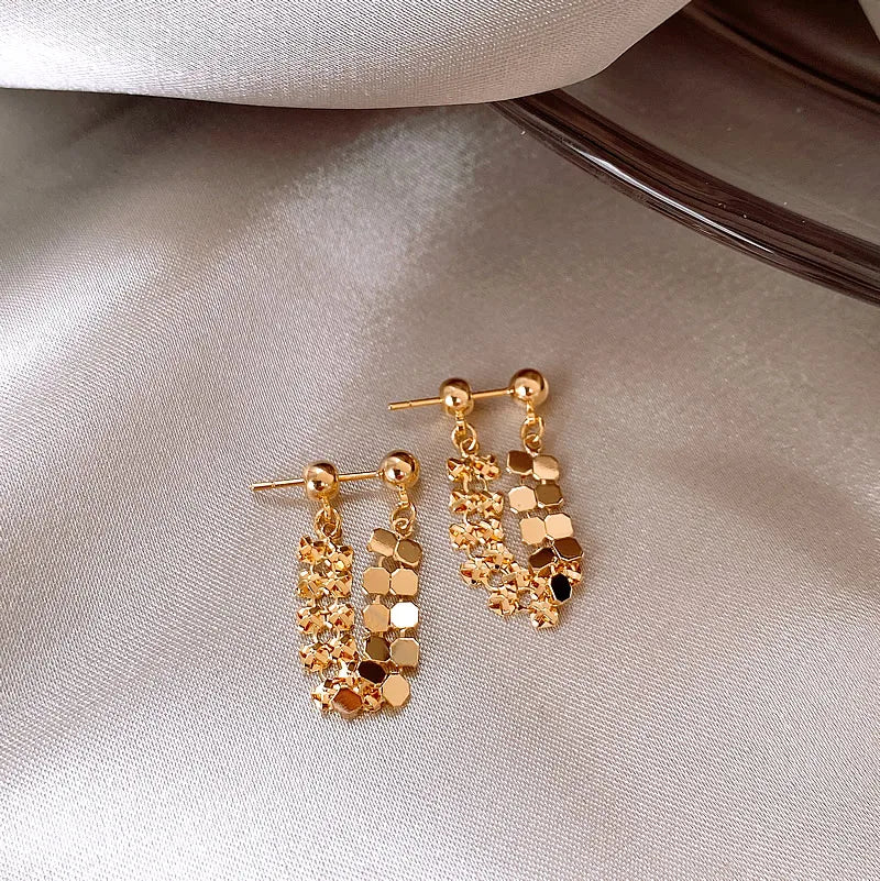 DAIIIBABYYY  -  New Arrival Korean Light Luxury Elegant Tassel Metal Geometric Hoop Earrings For Women Fashion Simple Jewelry Party Gifts