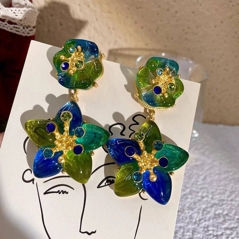 DAIIIBABYYY  -  Retro palace style gradient crystal glass starfish personality exaggerated flower earrings