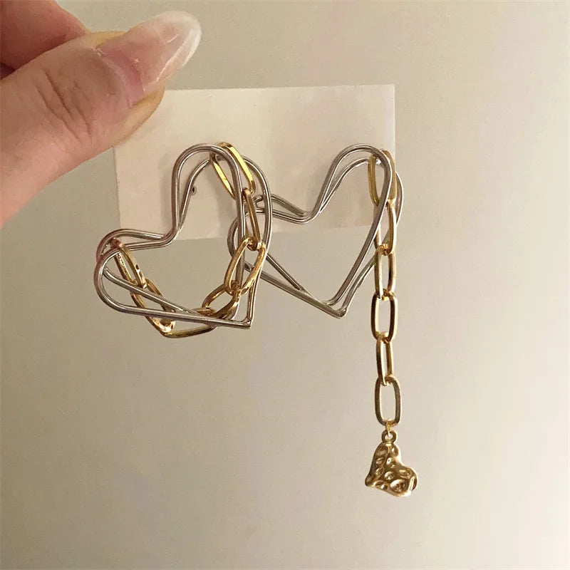 Daiiibabyyy Metallic Line Asymmetrical Love Earrings Women European American Style Hollow Heart Earrings Wedding Party Jewelry Gift