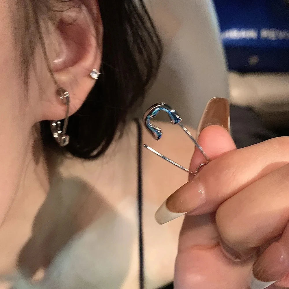 DAIIIBABYYY  -  New trend Pin Earrings Women's personality Fashion Metal earrings Cyberpunk men's and women's paper clips Jewelry accessories