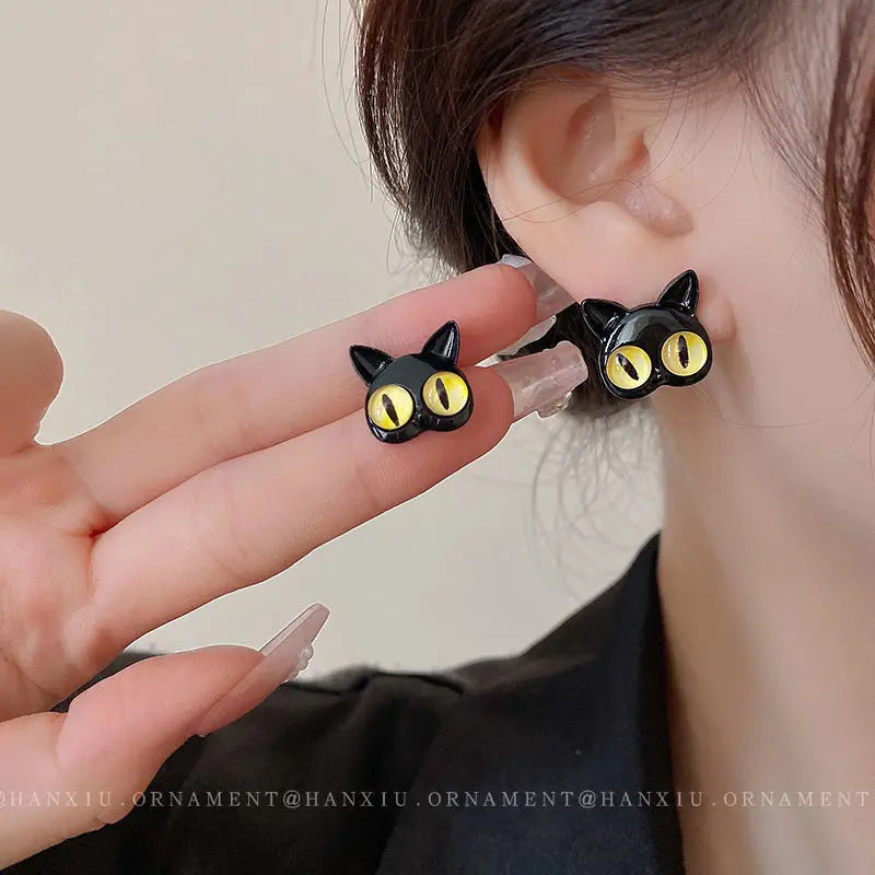 DAIIIBABYYY  -  Cute Green Blue Evil Monster Eyes Stud Earrings Women Kids Halloween Animal Rabbit Big Eyes Goth Cross Earring Jewelry