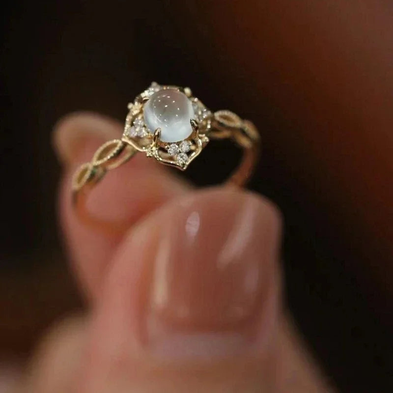 Daiiibabyyy  Gold Plated Natural Moonstone Cats Eyes Ring for Women Fashion Luxury Geometric Design Rings Open Adjustable Ring Trendy Jewelry