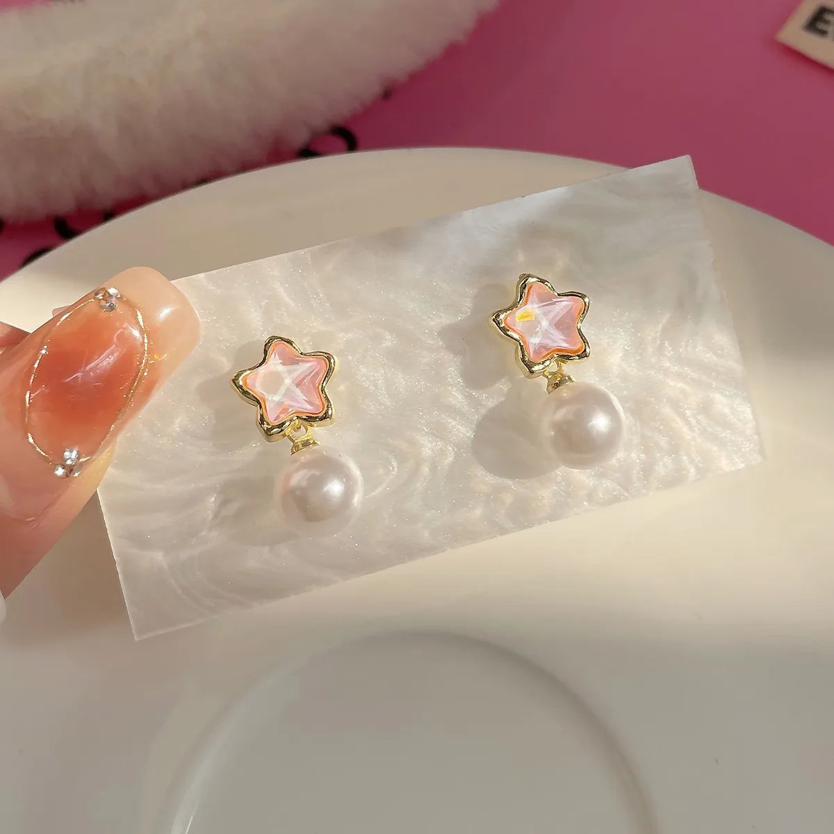 DAIIIBABYYY  -  Girls White Zircon Bow-knot Pearl Drop Earrings for Women Korean Fashion Sweet Cute Bow Stud Earring Luxury Jewelry Gift