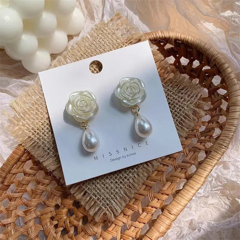 DAIIIBABYYY  -  South Korea New Temperament White Camellia Long Dangle Earring Elegant Water Drop Pearl Flower Earrings For Women Jewelry