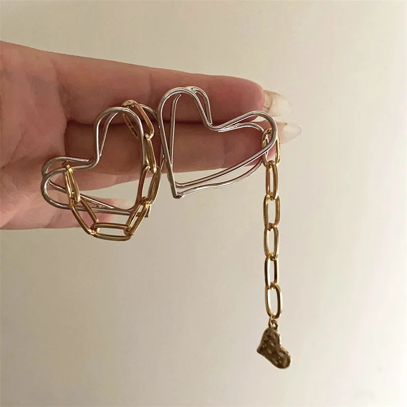 Daiiibabyyy Metallic Line Asymmetrical Love Earrings Women European American Style Hollow Heart Earrings Wedding Party Jewelry Gift
