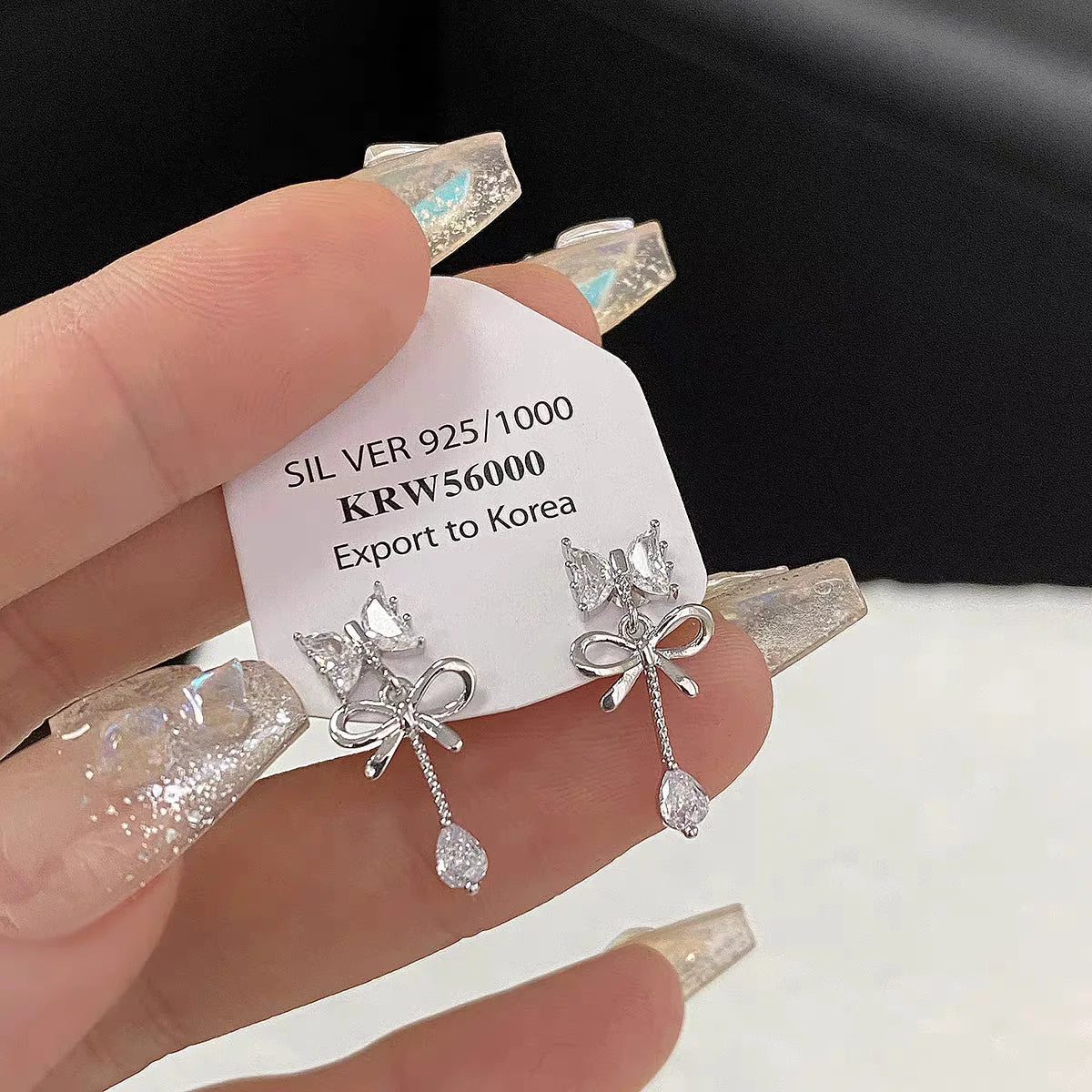 DAIIIBABYYY  -  New Bow Earrings Rhinestones Girls Delicate Compact Fashionable Versatile Suitable Daily Dating Light Luxury Personalized