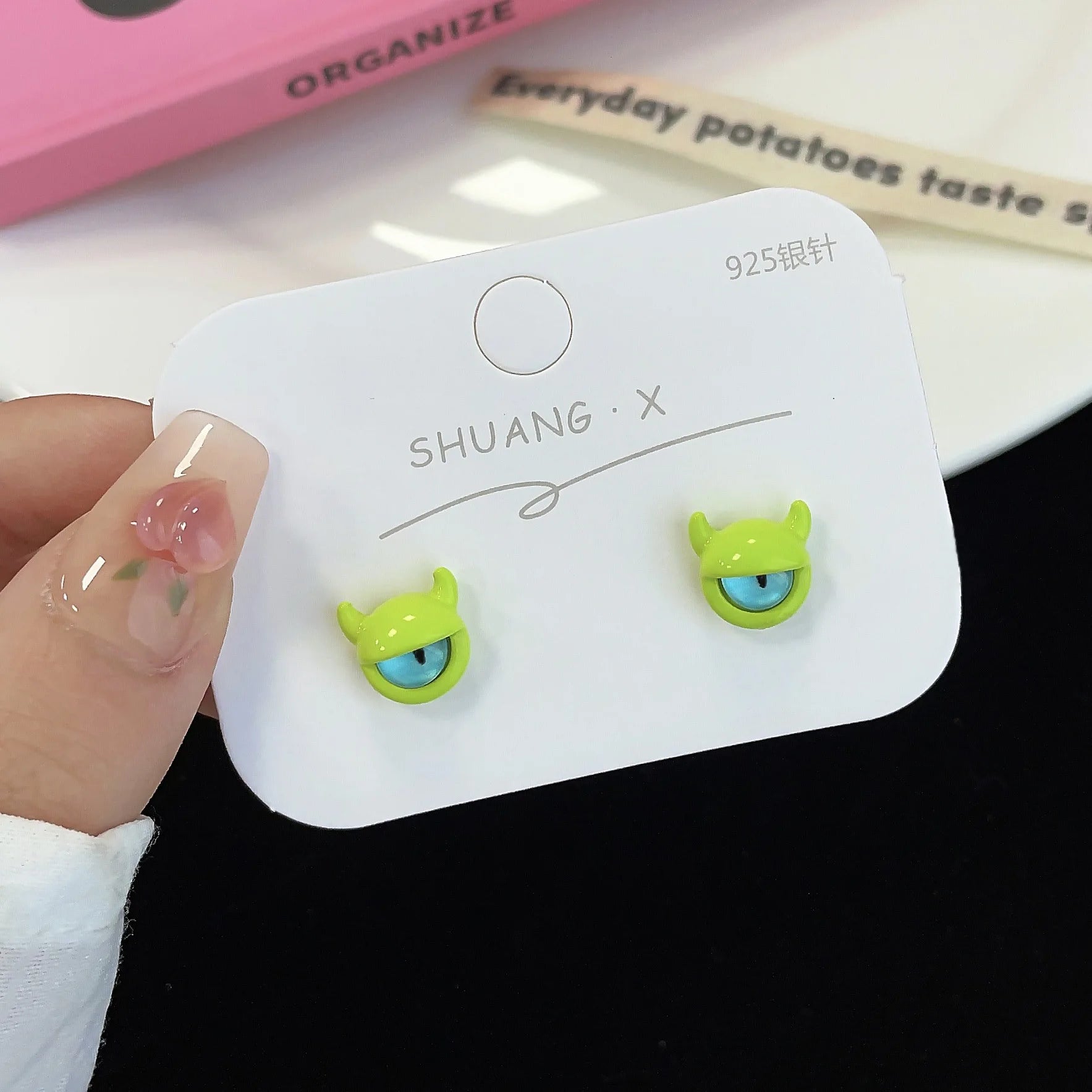 DAIIIBABYYY  -  Cute Green Blue Evil Monster Eyes Stud Earrings Women Kids Halloween Animal Rabbit Big Eyes Goth Cross Earring Jewelry