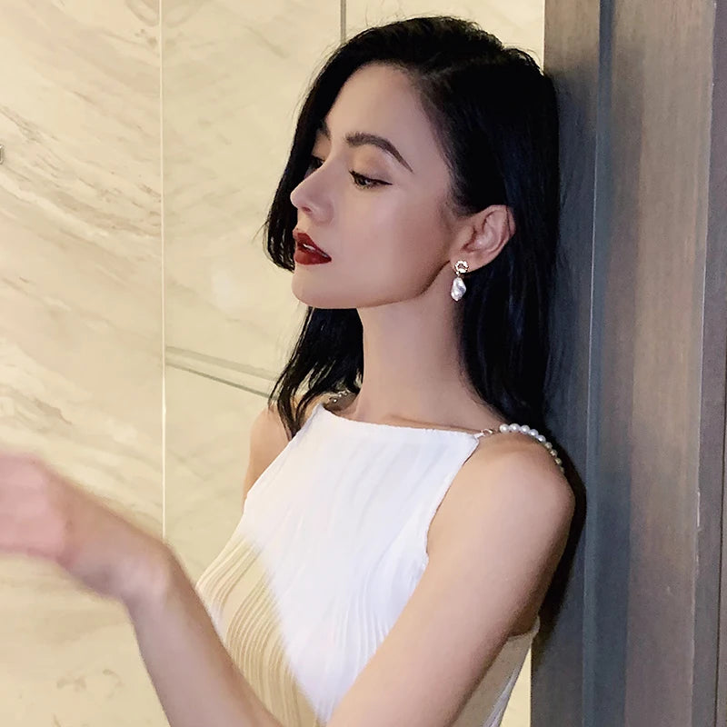 DAIIIBABYYY  -  New Arrival Korea Elegant Irregular Pearl Dangle Earrings For Women Fashion Simple Water Drop Jewelry Party Gifts