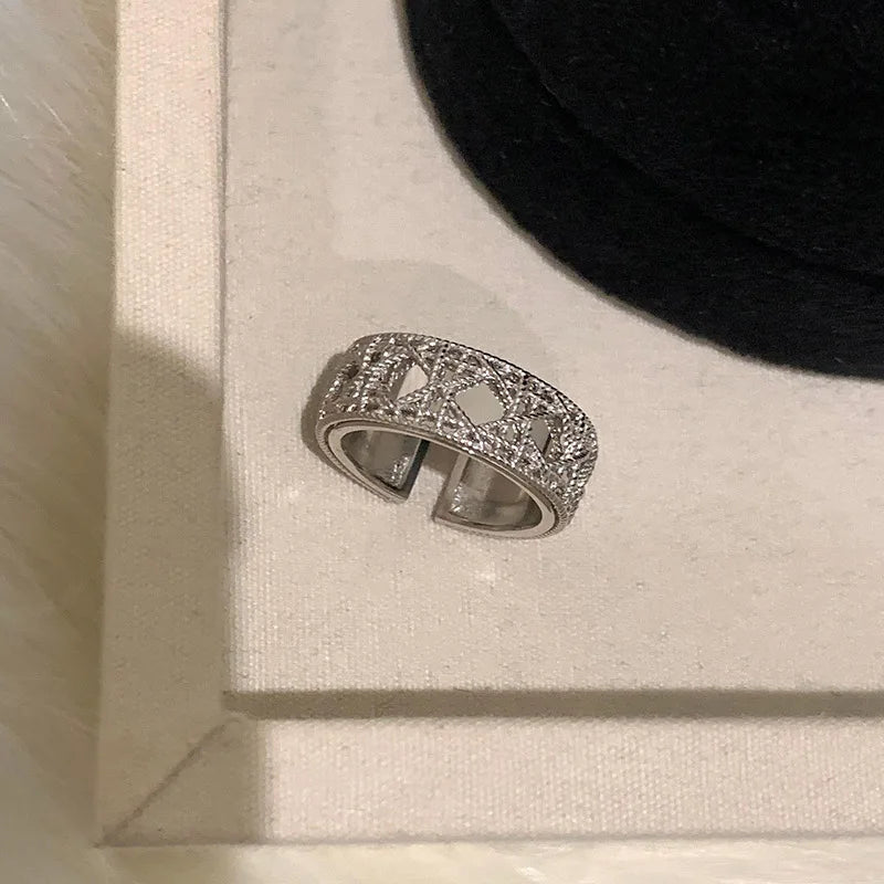 DAIIIBABYYY  -  Silver Color Hollow Smooth Rings For Women Couples New Trendy Personality Creative Design Party Jewelry Gifts Wholesale