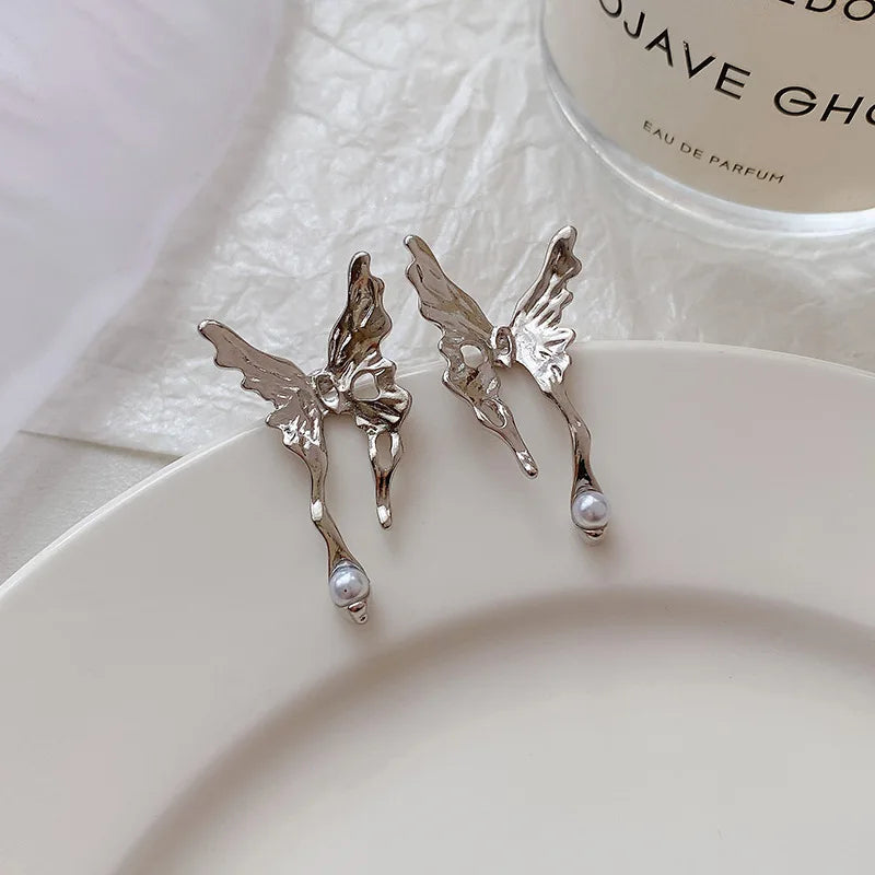 DAIIIBABYYY  -   Kpop Punk Silver Color Asymmetric Butterfly Pearl Stud Earrings Women Korean Fashion INS Cute Heart Geometric Earring