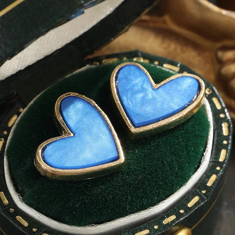DAIIIBABYYY  -  French New Minimalist Cute Heart Earrings Women's Enamel Stud Earrings Pink Blue Shell Earrings Fashion Jewelry Gift Accessories