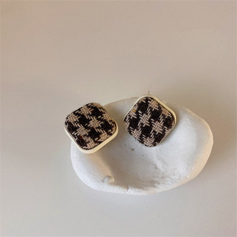 Autumn/winter New Fashion Korean Geometric Round Square Houndstooth Woolen Cloth Earrings For Women Girls Personality Jewelry daiiibabyyy