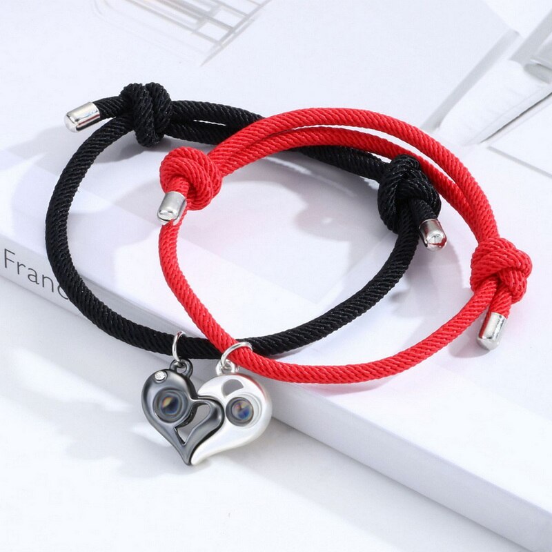 2Pcs Magnetic Couple Bracelets Lovers Spaceman Astronaut Pendant Distance Faceted Charm Bracelet Men Women Wedding Jewelry Gift daiiibabyyy