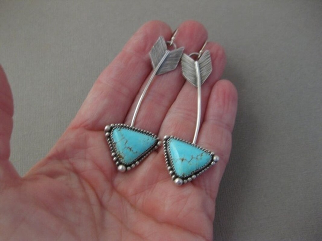 Bohemian Unique Silver Color Arrow Earrings Women Creativity Inlaid Purple Stone Drop Earrings for Women Party Jewelry daiiibabyyy