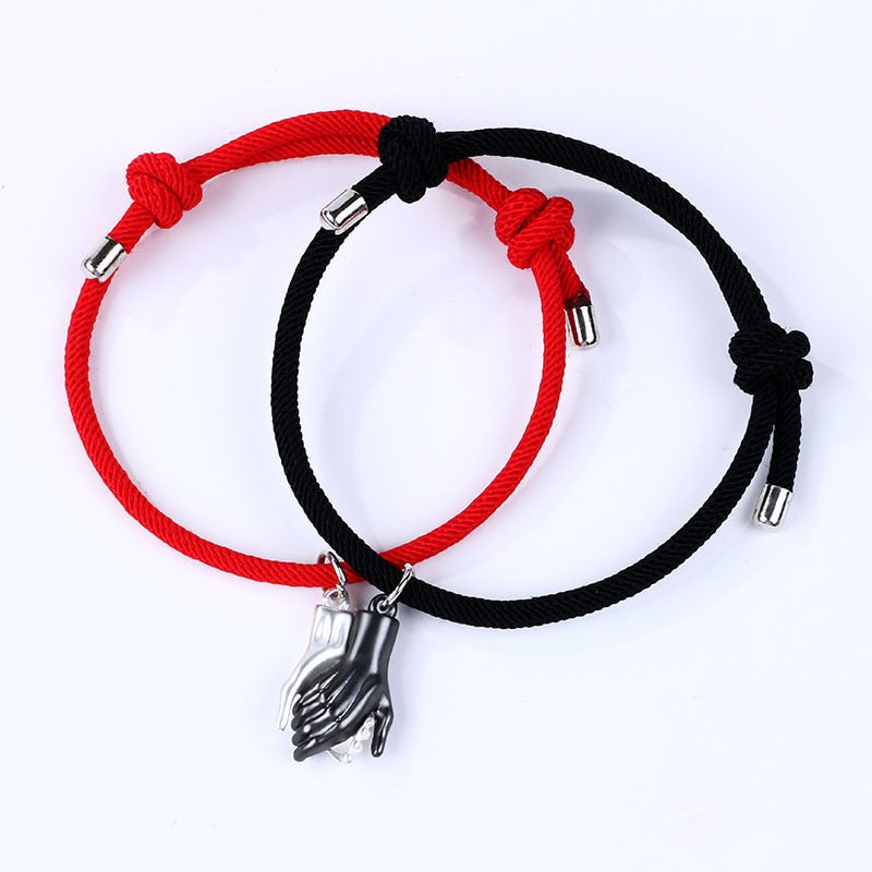 2Pcs Magnetic Couple Bracelets Lovers Spaceman Astronaut Pendant Distance Faceted Charm Bracelet Men Women Wedding Jewelry Gift daiiibabyyy