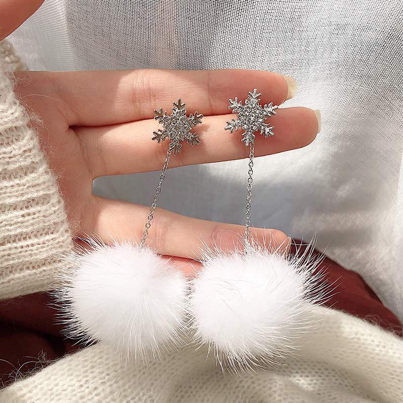 Autumn New Fashion Long Mink Fur Fluffy Hairball Dangle Earrings For Women Girls Party Jewelry Crystal Snowflake Drop Earring daiiibabyyy