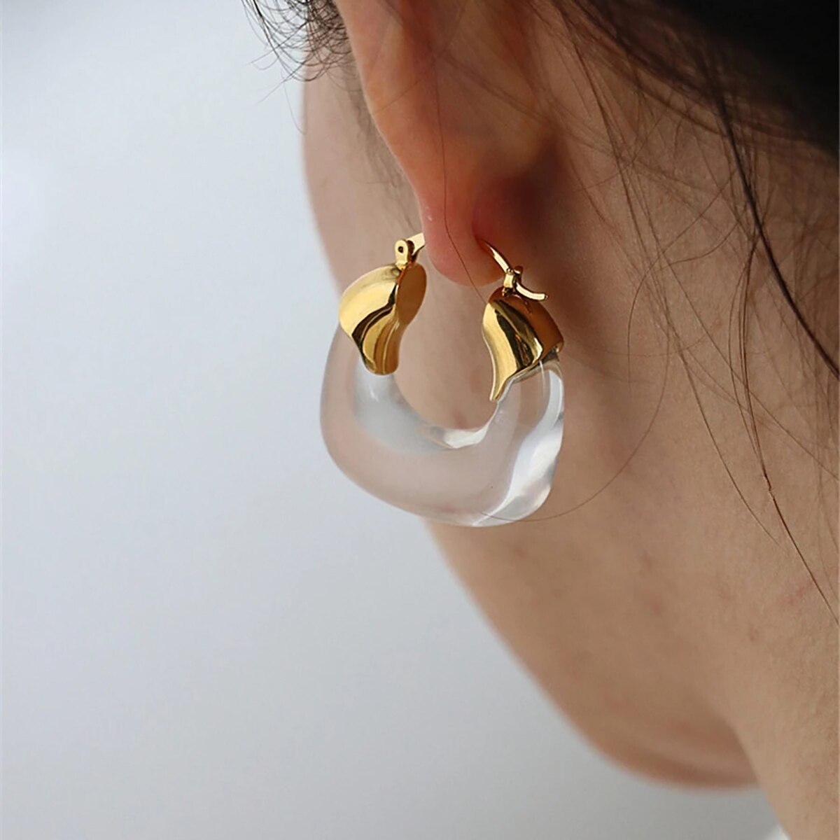 AENSOA Trendy Hyperbole Transparent Resin Geometric U Shape Golden Copper Earrings for Women Punk Clear Green Acrylic Earrings daiiibabyyy