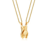 2Pcs Hold Hands Magnetic Couple Necklace Lovers Hand In Hand Pendant Necklace for Women Men Fashion Jewelry Gift 2022 New Trend daiiibabyyy