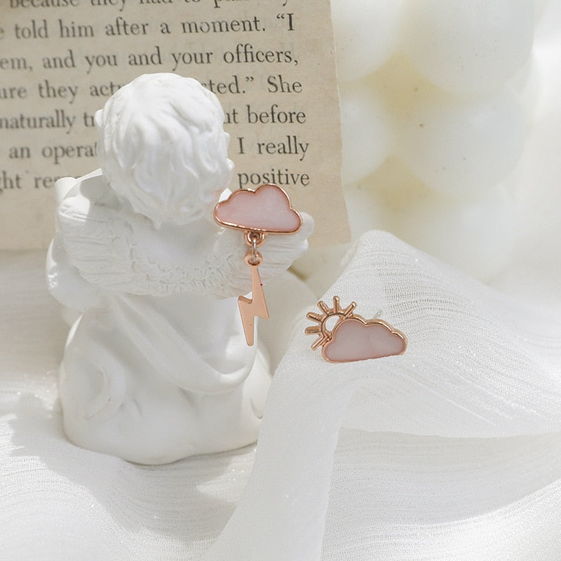 2022 South Korean trend earrings creative design sense retro wind and cloud small earrings fashion women's earrings party gifts daiiibabyyy