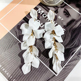 XIYANIKE  New Long Tassel Rose Flower Petals Dangle Earrings Women Fashion Exaggerated Pearl Zircon Drop Earrings Jewelry daiiibabyyy