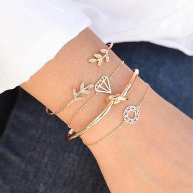 4pcs/Set Bohemian Stone beads chains bracelets Set For Women Metal Heart Round Tassel charm Bangle Fashion Jewelry daiiibabyyy