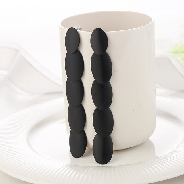 WYBU Summer Style Golden Drop Earrings For Women Geomatric Black Long Hanging Earring Triangle Bts Jewelry Earing bijouterie daiiibabyyy