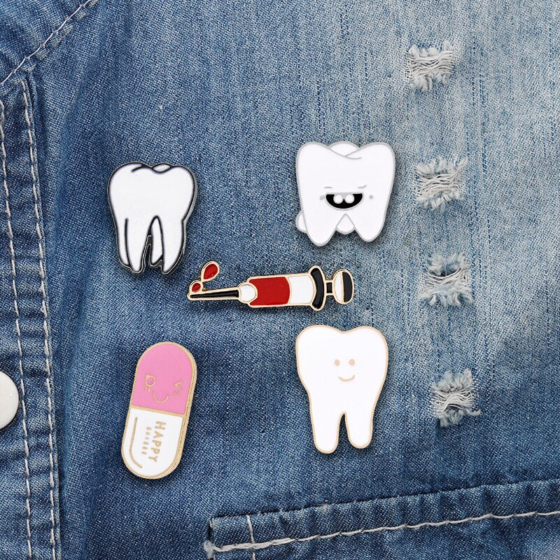 Cartoon Syringe Pink Pill Enamel Pins Smile Teeth Brooches Medical Organ Metal Badge Denim Bag Lapel Pin Jewelry Gifts For Kids daiiibabyyy