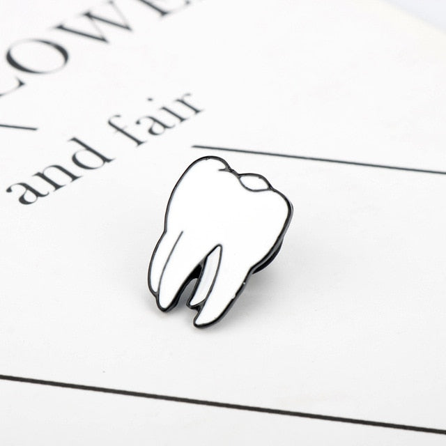 Cartoon Syringe Pink Pill Enamel Pins Smile Teeth Brooches Medical Organ Metal Badge Denim Bag Lapel Pin Jewelry Gifts For Kids daiiibabyyy