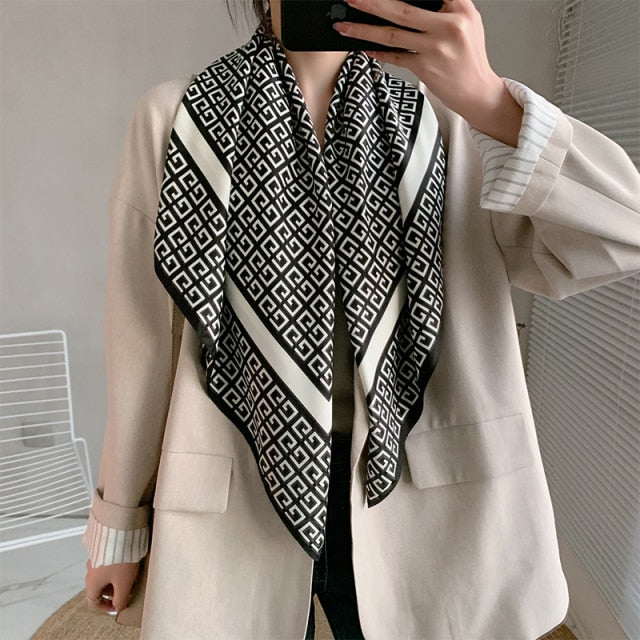 90cm * 90cm Design Scarf Lady Shawl Printed Silk Felt Headscarf Scarf Lady Headscarf Square Scarf Lady Wrap Scarf 2021 daiiibabyyy