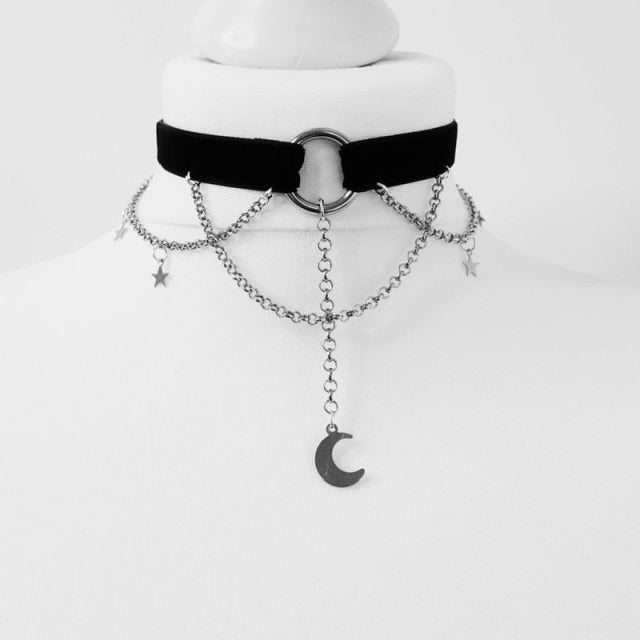 Black Crescent Moon Choker Necklace Gothic Grunge Black Velvet Jewelry Gorgeous Women Pendant Gift Gothic Statement Goth New daiiibabyyy