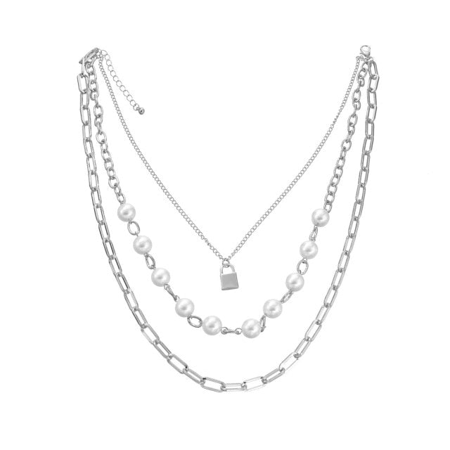 Antique Pearl Chain Necklace With Butterfly Pendant Charms Silvery Neck Jewelry For Women Party Gift Ideas daiiibabyyy