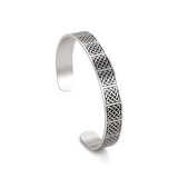 DAIIIBABYYY  -   Loop Celtic Cross Pattern Stainless Steel Bracelet for Men and Women Fashion Retro Good Luck Talisman Birthday Gift New