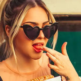 Daiiibabyyy  New Love Women's Sunglasses Fashion Trend Big Face Look Thin Girl Cute Design Sense Peach Heart Sunglasses