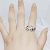 Daiiibabyyy  Vintage Punk Skull Hand with Heart-Shaped Ring for Men Women Hip Hop Gothic Skeleton Hand Ring Accessories Jewelry Gifts