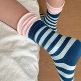 Daiiibabyyy  Women's Socks Japanese Striped Contrasting Dopamine Kawaii Rolled Edge Sports Mid Tube Socks Comfortable Breathable Cotton Socks